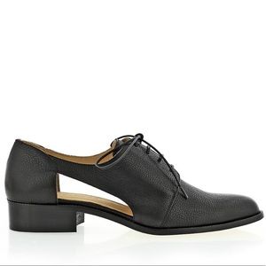 MARCO PADOVA Cutout Pointed Laceup Loafer